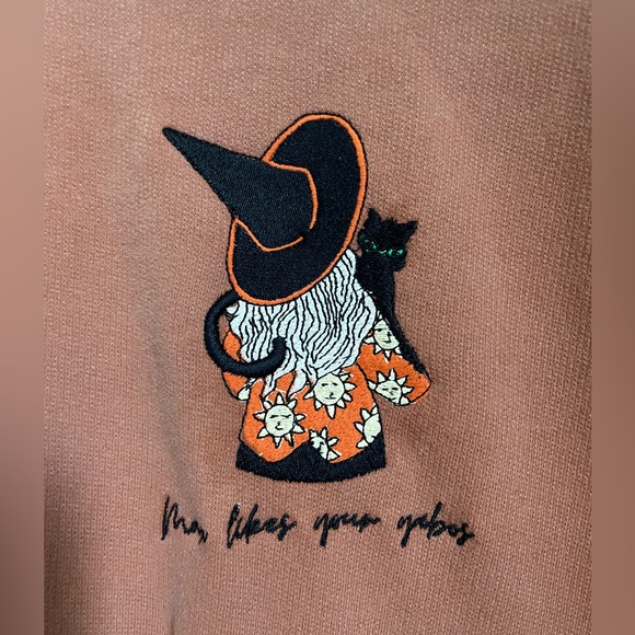 Halloween Hocus Pocus Sweatshirt “Max likes your yabos” - Picture 3 of 3
